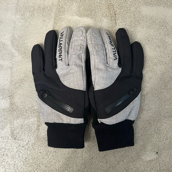Ladies Tech Gloves - Picture 2 of 3